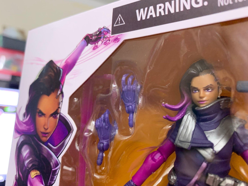 Illustration for article titled Hasbro's Made Some Fine Overwatch Action Figures, Except For Reaper